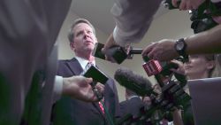 georgia governor brian kemp how does covid-19 spread asymptomatic transmission orig me_00001217